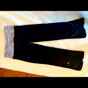 Lululemon 3/4 workout pants, barely worn